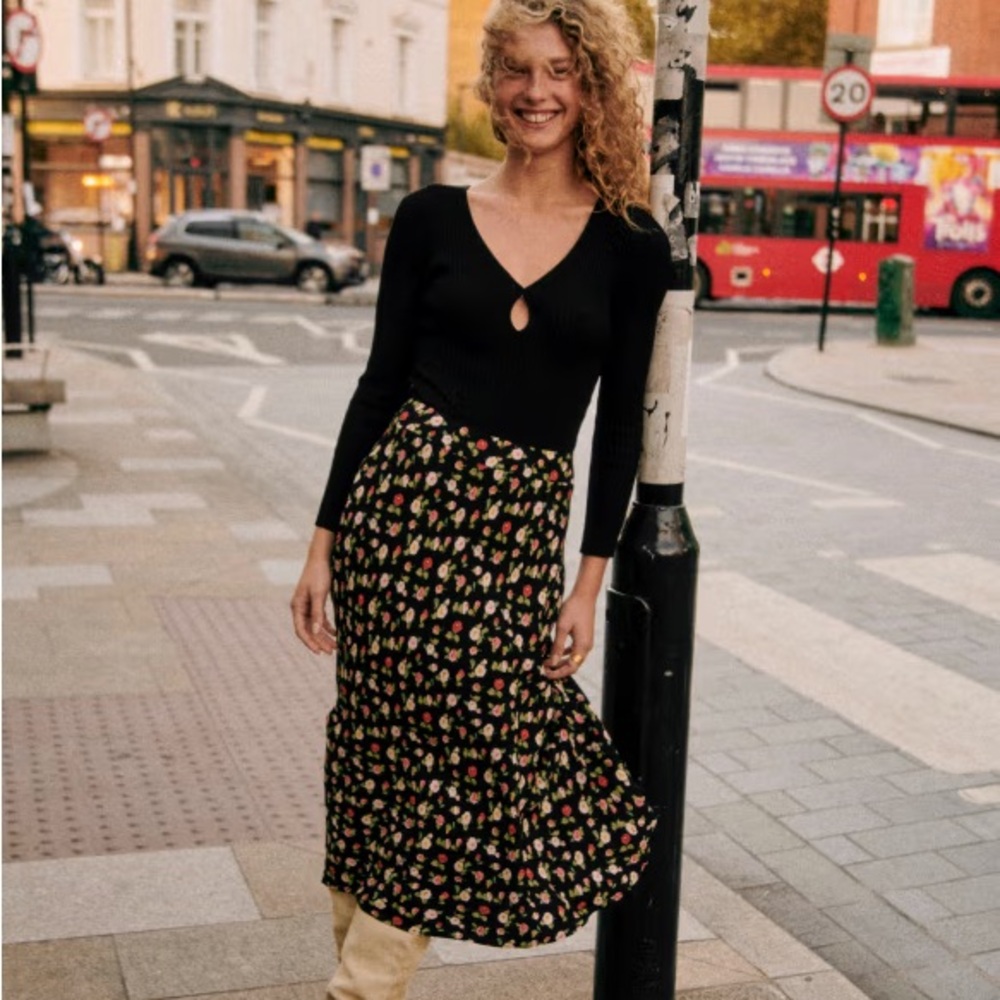 Sezane Sandy Skirt - Small Roses Floral